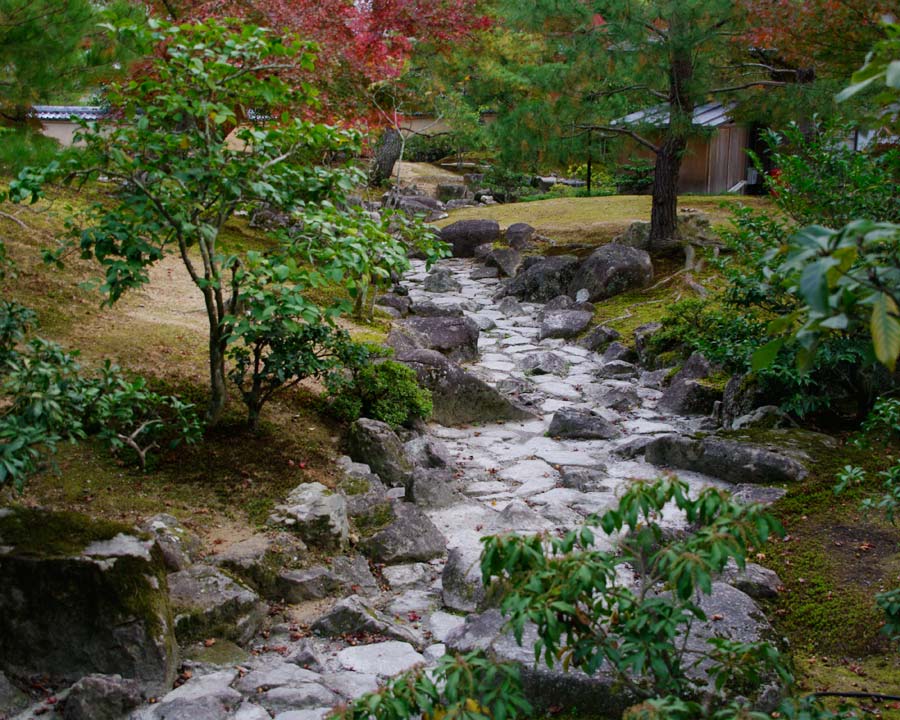 Kinkaku-ji, Golden Pavillion and Garden - Dry river bed