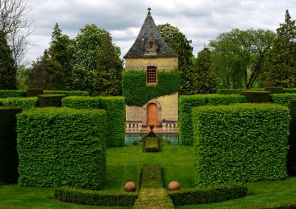 Pavillion of Rest - Les Jardins du Manoir d'Eyrignac