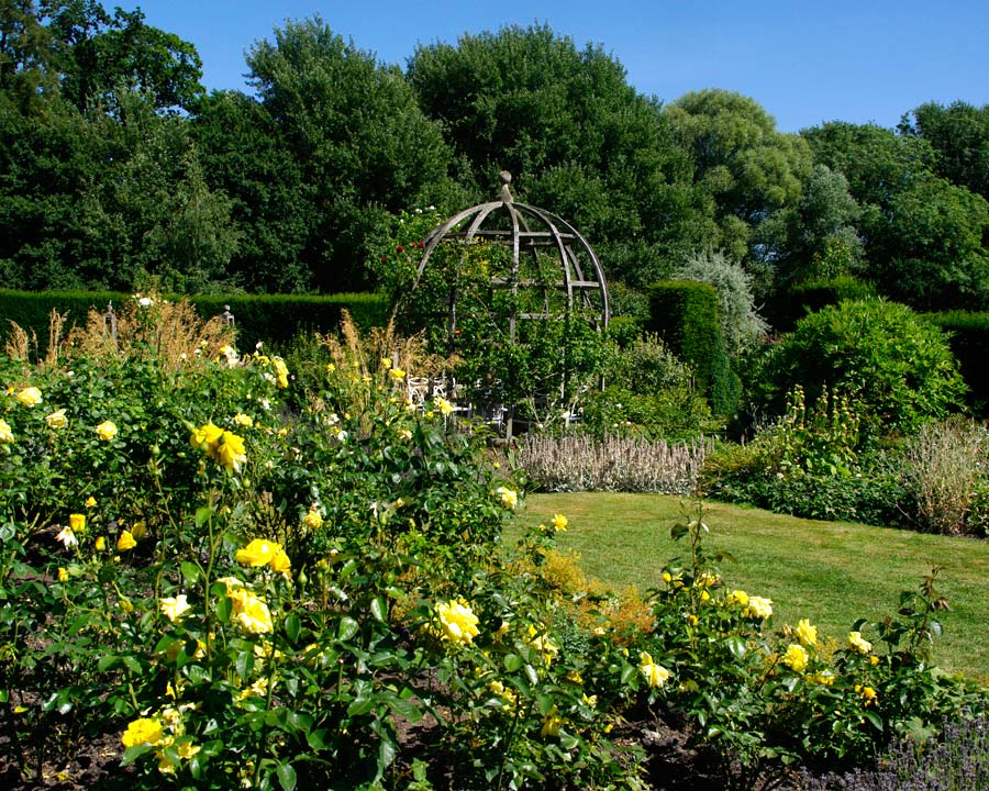 Waterperry Rose Garden