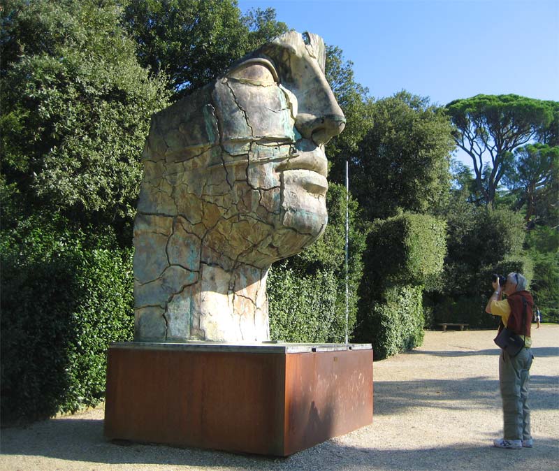 Italian gardens a mix of classic statues and modern art -  Boboli Gardens