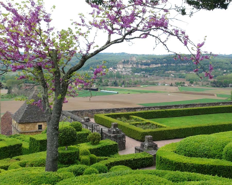 The Gardens of Marqueyssac worth a visit anytime of the year, but spring is very good.